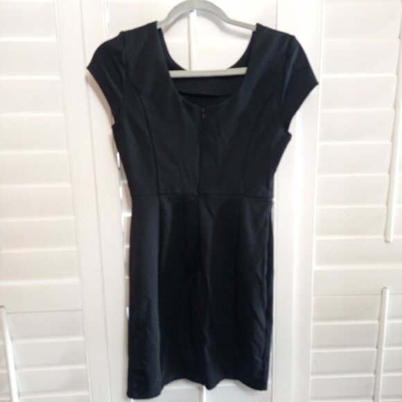 Romeo & Juliet Couture Women's Size Small S Short Sleeve Black Dress - Picture 1 of 6